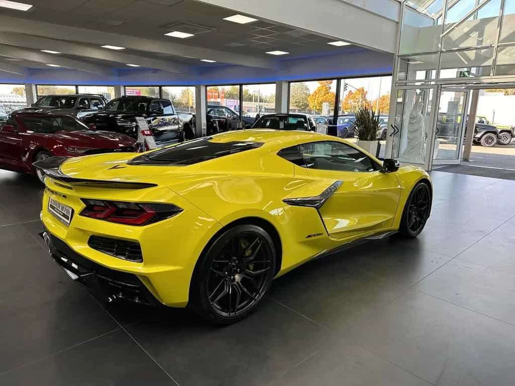 Corvette C8 Z06 Coupe 3LZ 5.5 V8 AT8 07/2025-photo-14
