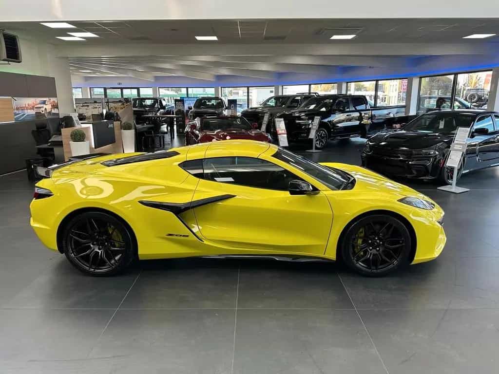 Corvette C8 Z06 Coupe 3LZ 5.5 V8 AT8 07/2025-photo-15