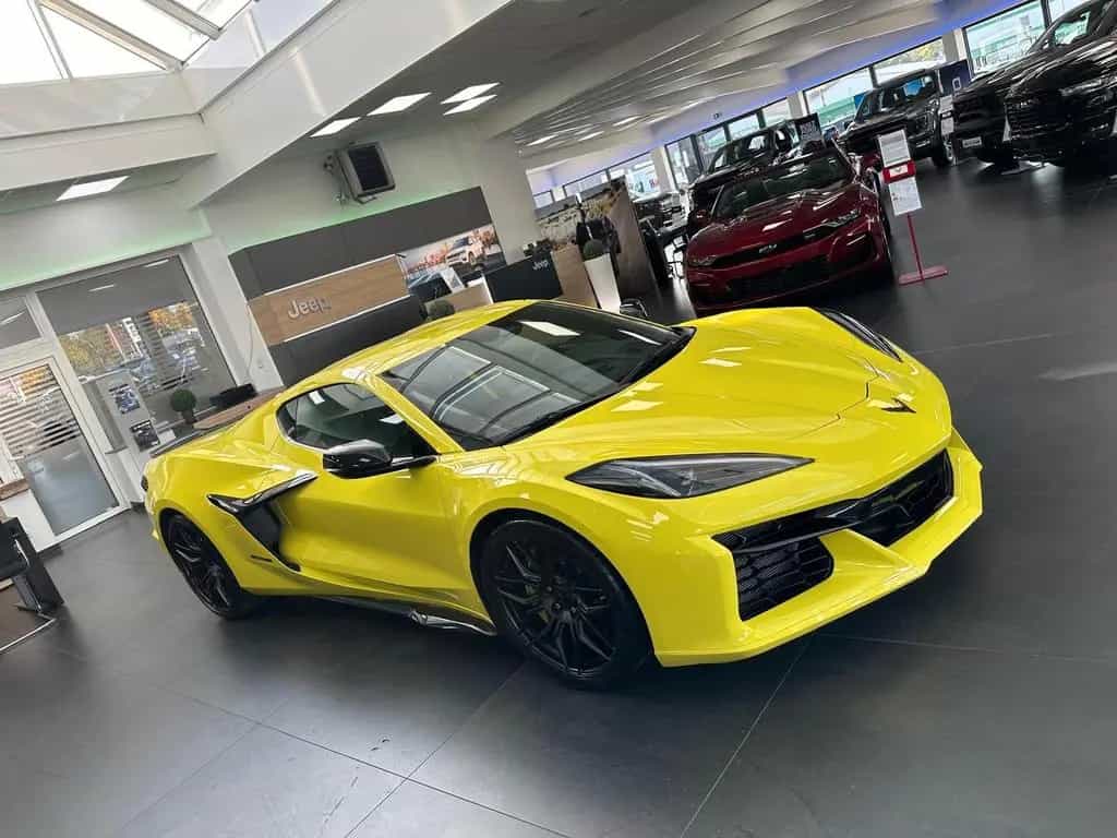 Corvette C8 Z06 Coupe 3LZ 5.5 V8 AT8 07/2025-photo-16