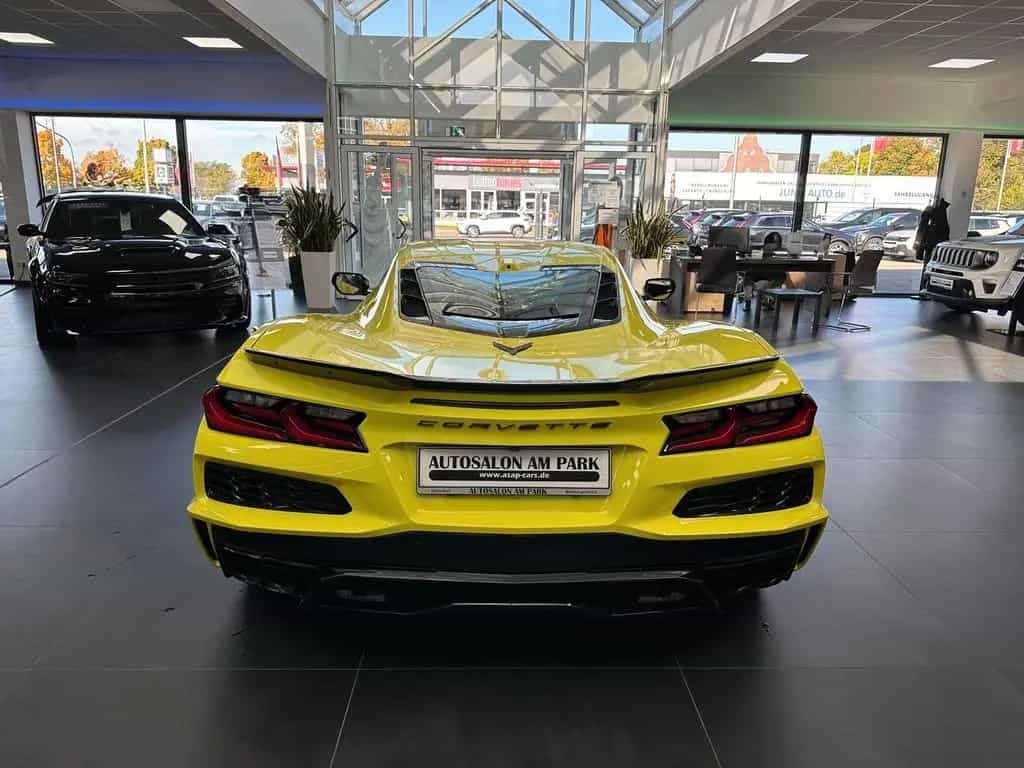 Corvette C8 Z06 Coupe 3LZ 5.5 V8 AT8 07/2025-photo-1