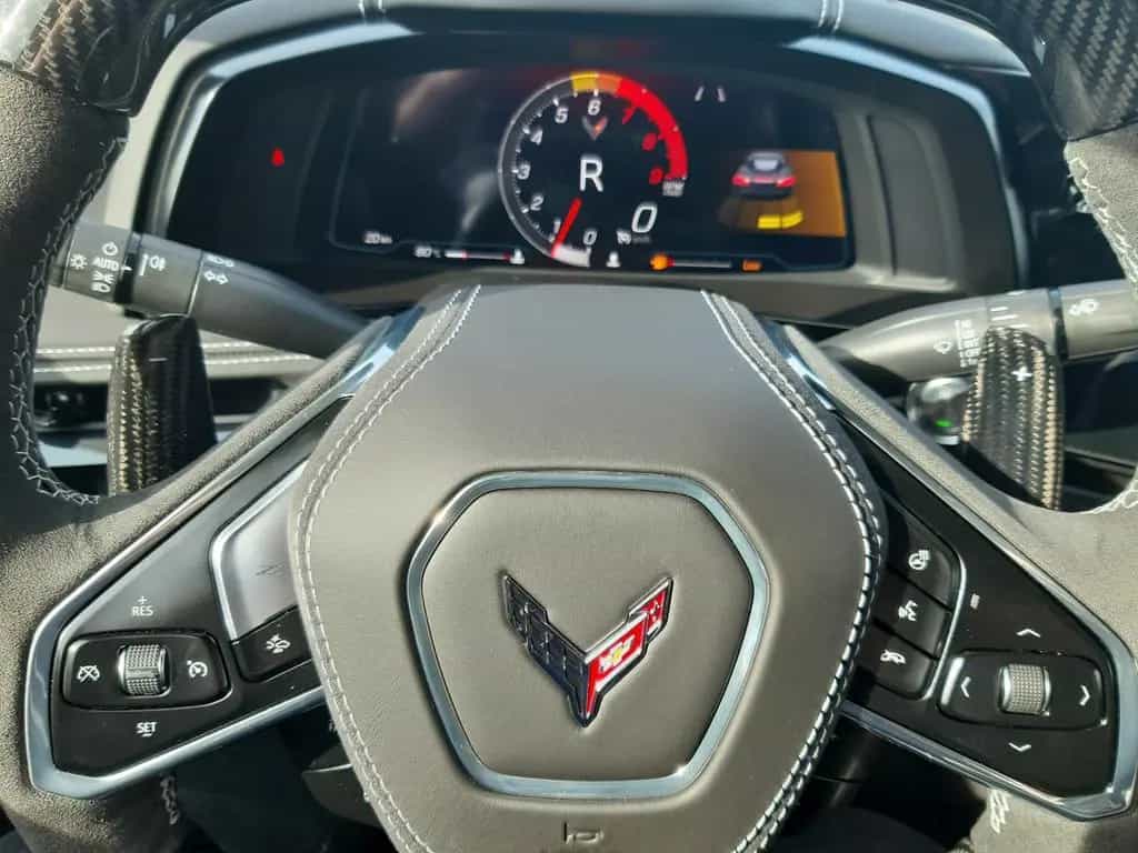 Corvette C8 Z06 Coupe 3LZ 5.5 V8 AT8 07/2025-photo-19
