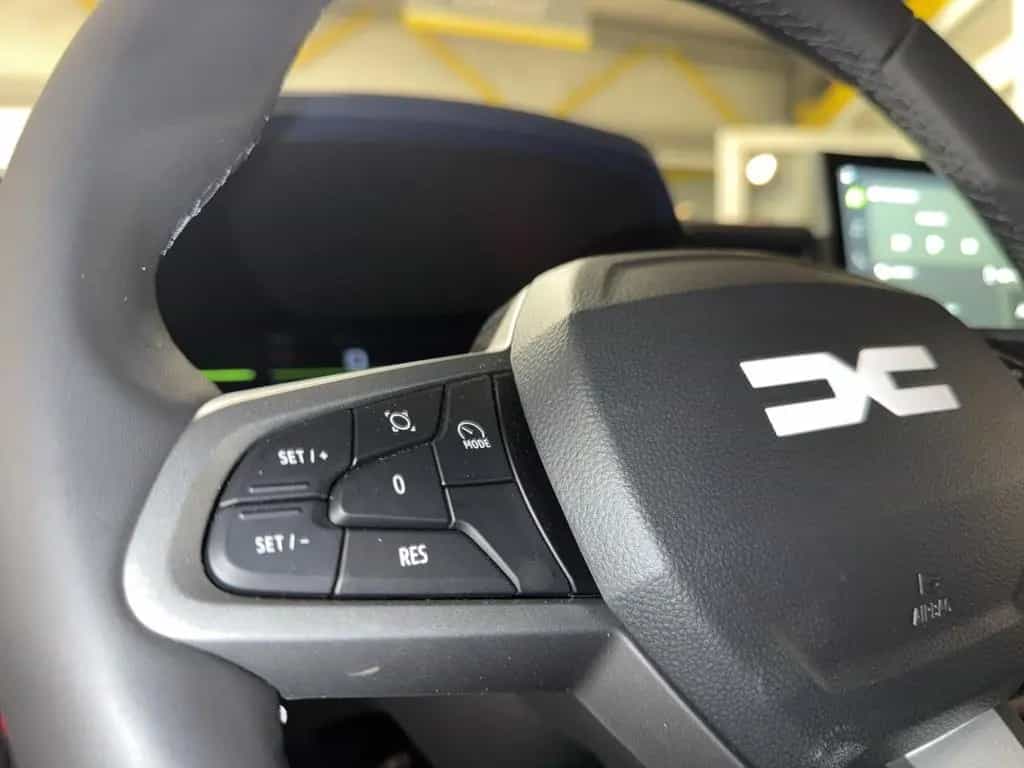Dacia Duster TCe 130 Journey 4x4 08/2024-photo-12