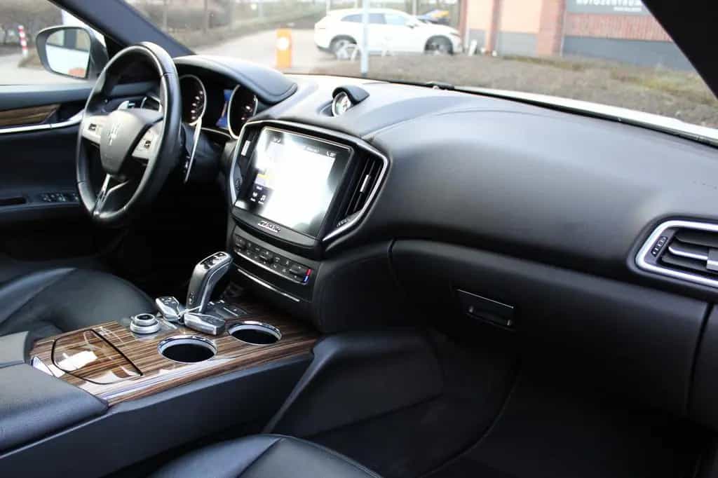 Maserati Ghibli S Kamera/HarmanKardon/Totwinkel/Keyless 07/2019-photo-9