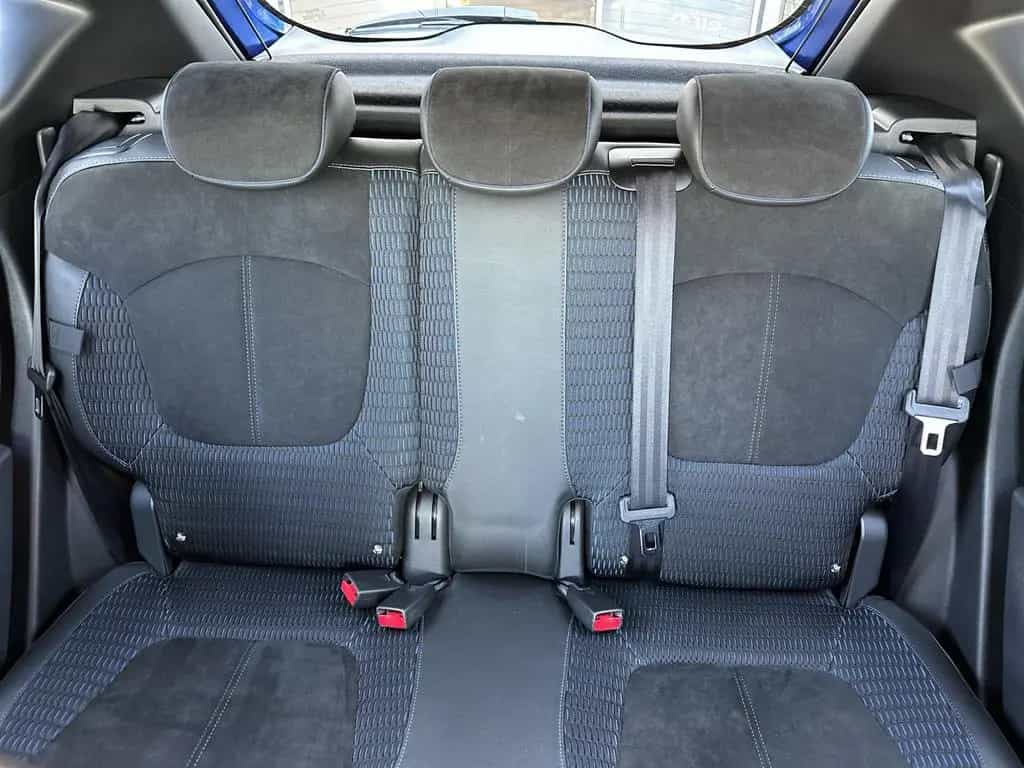 Renault Captur Version S TCe 150 Scheckheft Navi Kamera 08/2019-photo-14