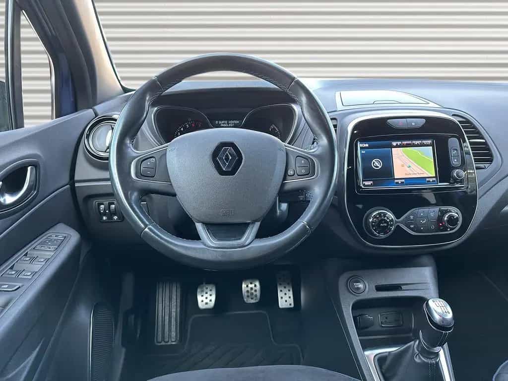 Renault Captur Version S TCe 150 Scheckheft Navi Kamera 08/2019-photo-5