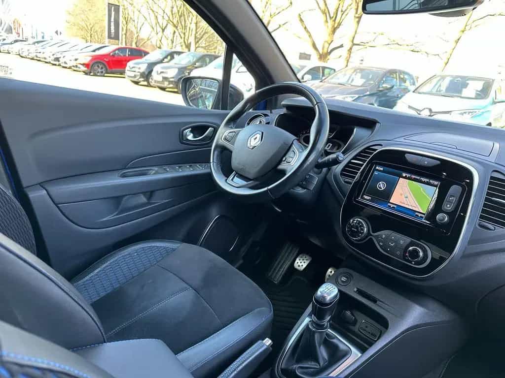 Renault Captur Version S TCe 150 Scheckheft Navi Kamera 08/2019-photo-7