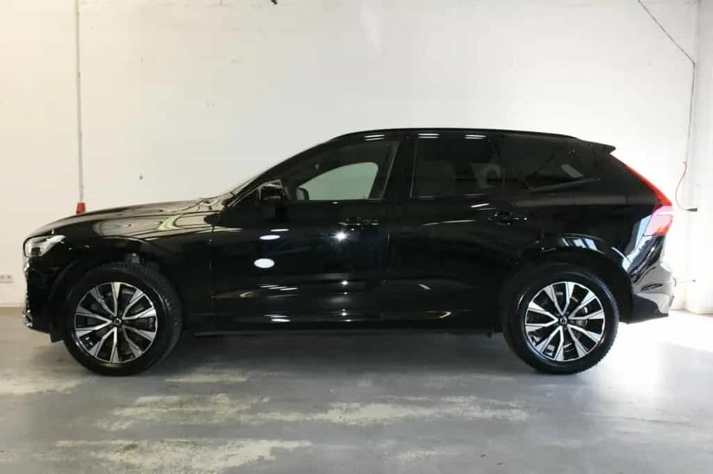 Volvo XC60 AWD Plus Dark ACC*H&K*AHK*BLIS*CAM*NAV* 03/2023-photo-8
