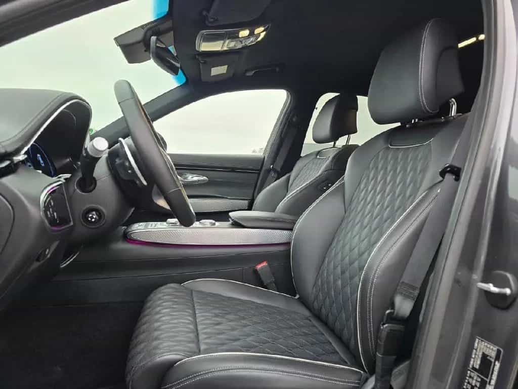 Genesis GV70 (JK1) Sport 4WD 09/2021-photo-2
