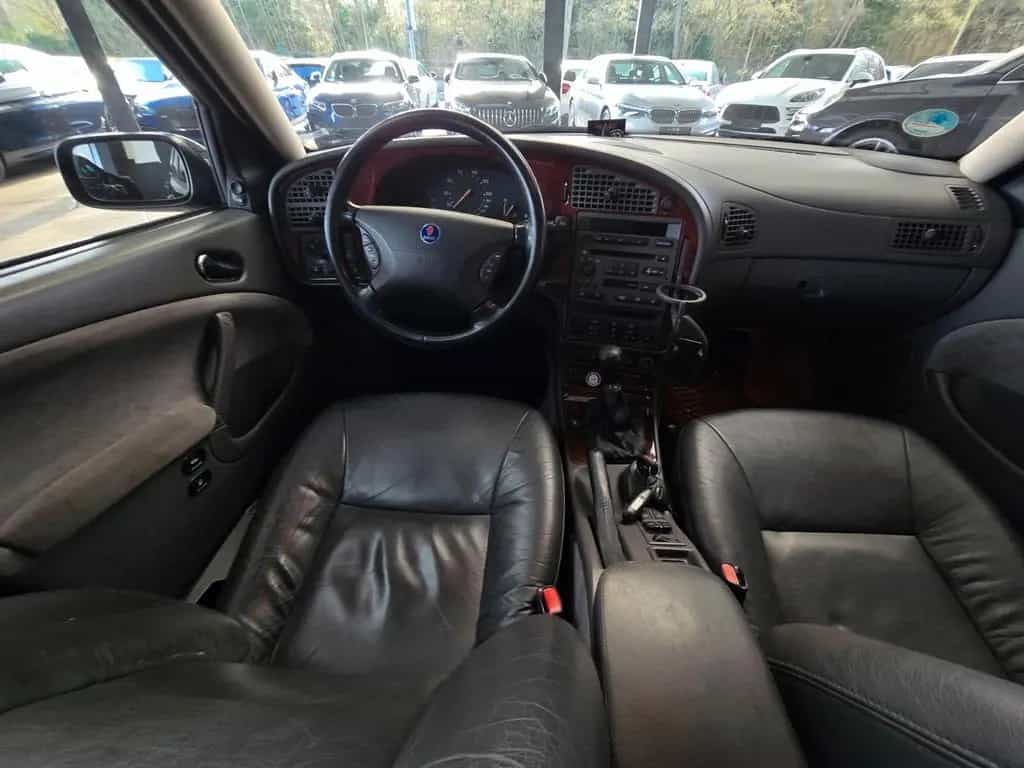Saab 9-5 2.0t SE Sport Edition Kombi LEDER/SZH/AW/AHK 08/2000-photo-15