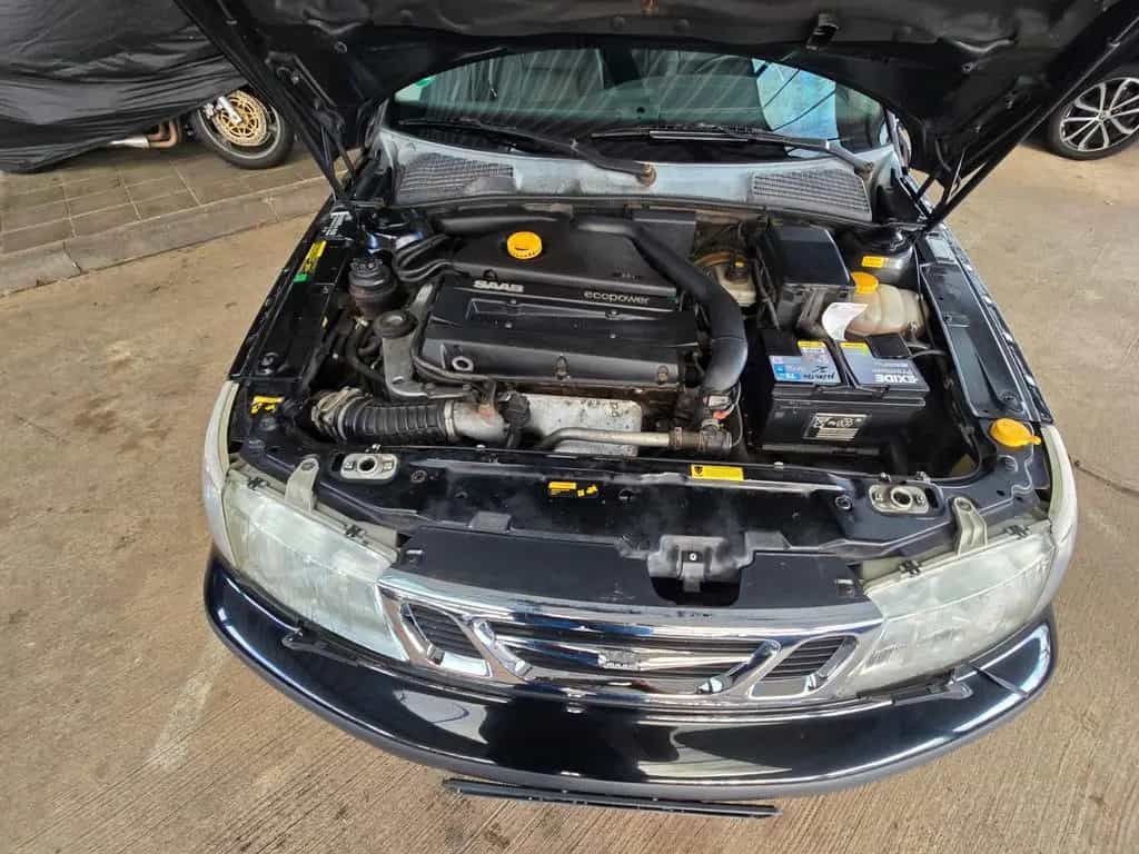 Saab 9-5 2.0t SE Sport Edition Kombi LEDER/SZH/AW/AHK 08/2000-photo-24