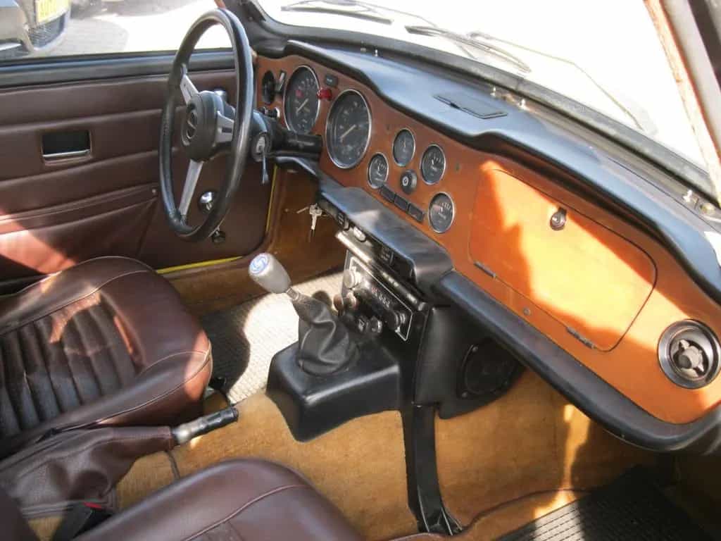 Triumph TR6 H-Zulassung *Topzustand mit nur 76`Km* 04/1975-photo-13