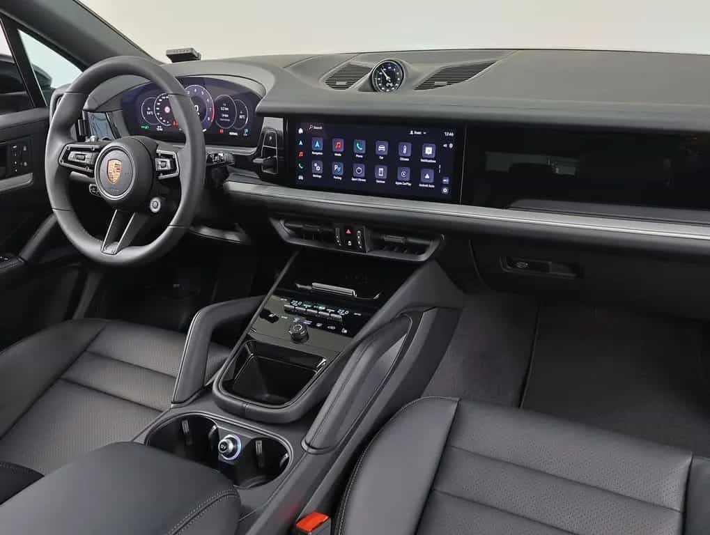 Porsche Cayenne 12/2024-photo-22