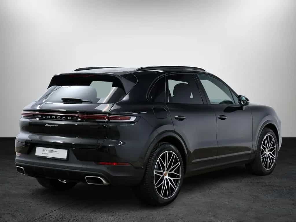Porsche Cayenne 12/2024-photo-3