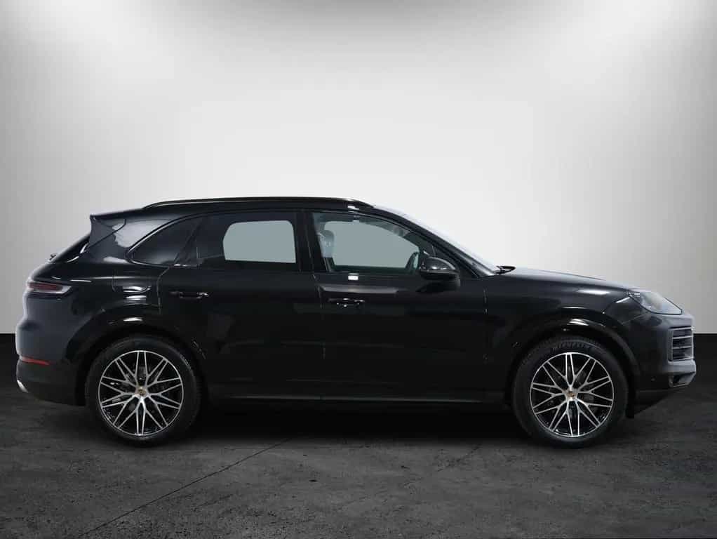 Porsche Cayenne 12/2024-photo-7