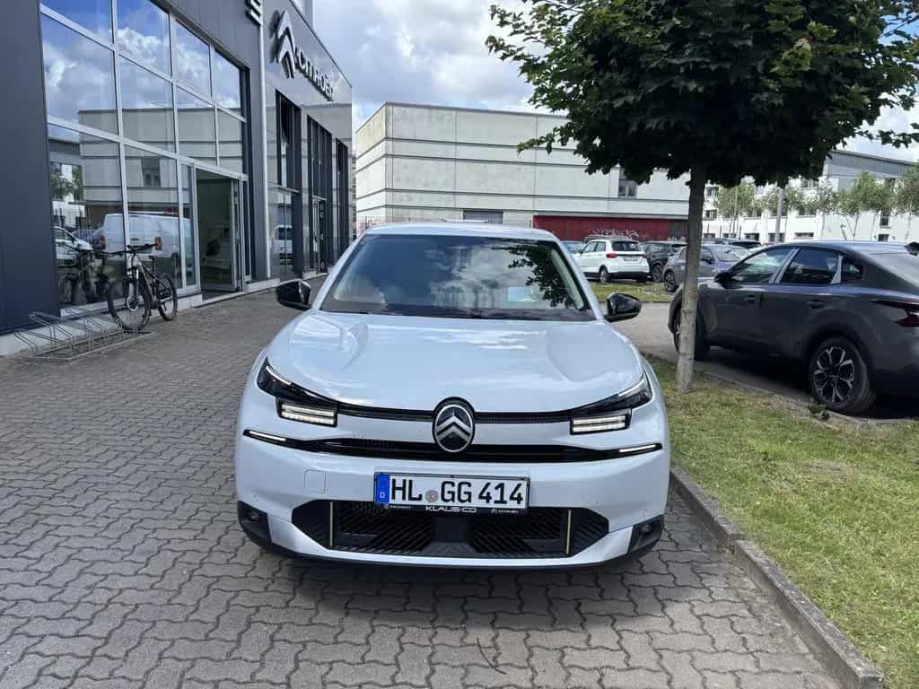 Citroën C4 Hybrid 136 ë-DCS6 Max 02/2025-photo-2
