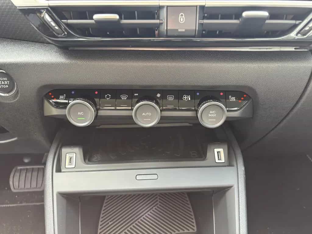 Citroën C4 Hybrid 136 ë-DCS6 Max 02/2025-photo-9