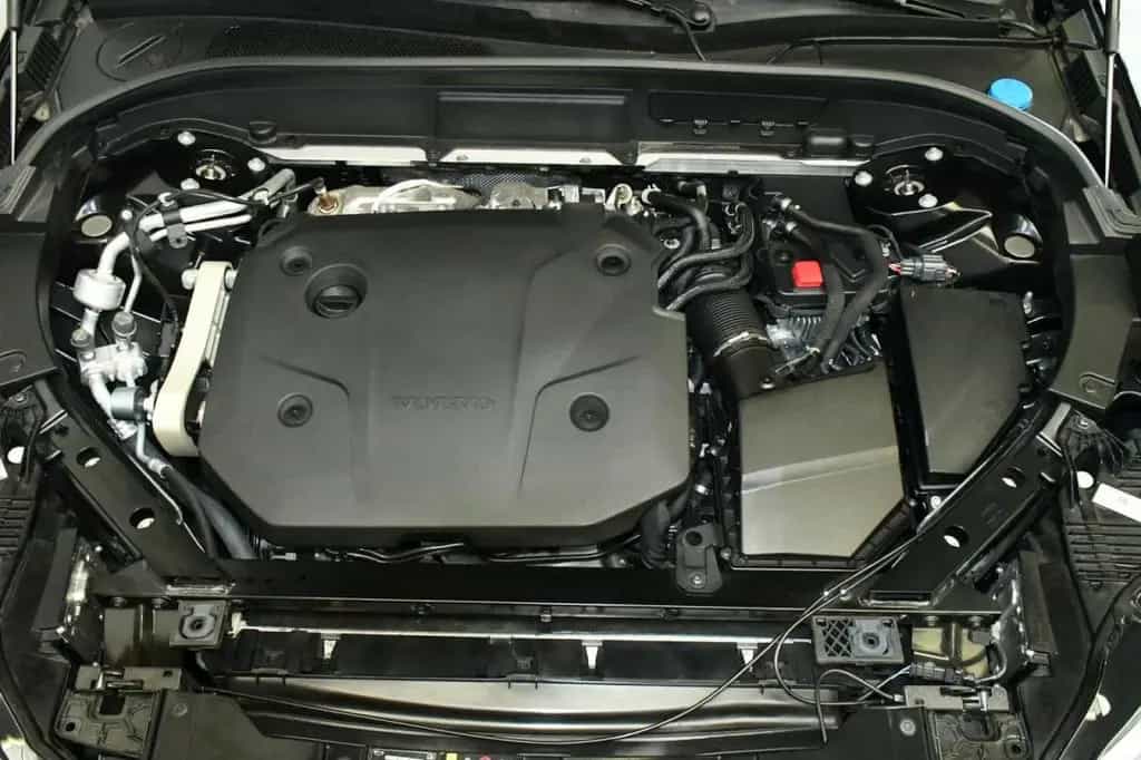 Volvo XC60 B4 D AWD Plus Dark ACC*H&K*360CAM*NAV*BLIS* 02/2024-photo-25