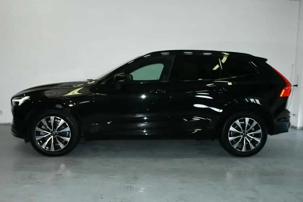 Volvo XC60 B4 D AWD Plus Dark ACC*H&K*360CAM*NAV*BLIS* 02/2024-photo-8