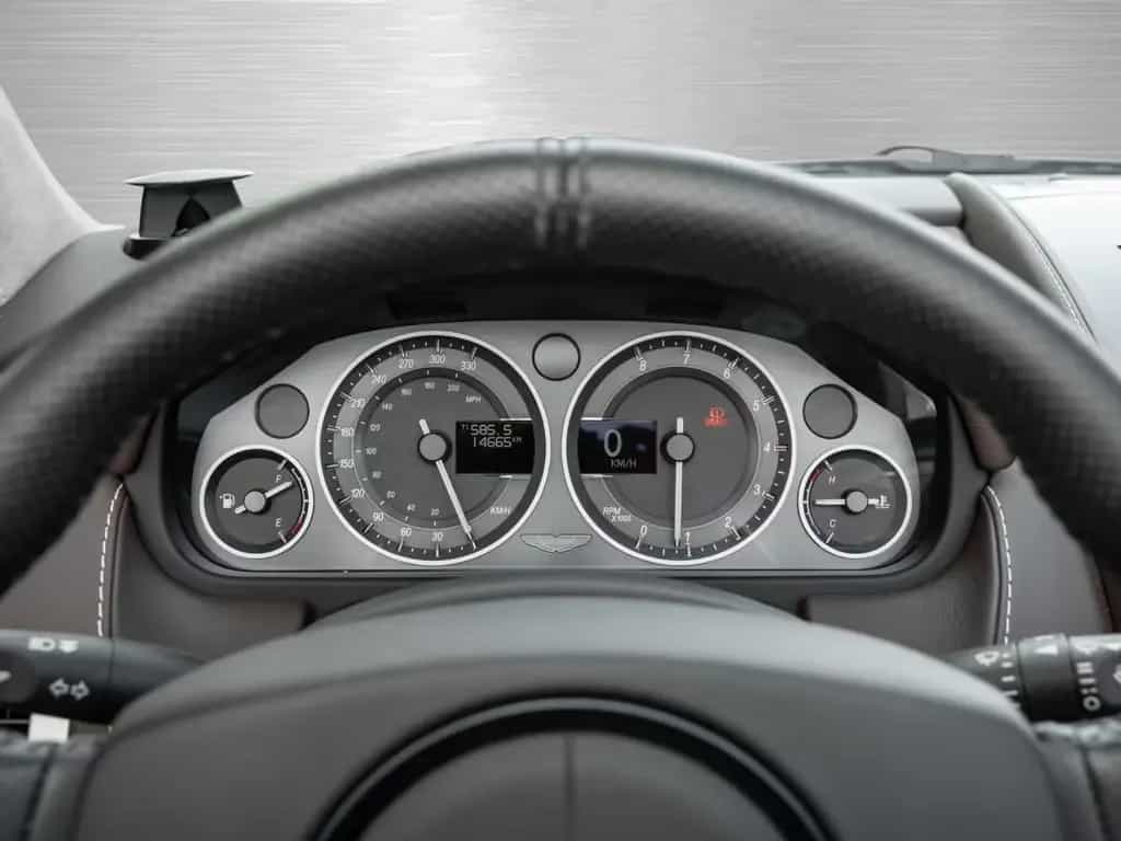 Aston Martin DBS Volante Handschalter 06/2010-photo-5