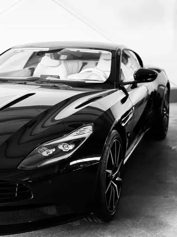 Aston Martin DB11 Service AM neu, Garantie AM bis 2027, TOP! 07/2018-photo-1