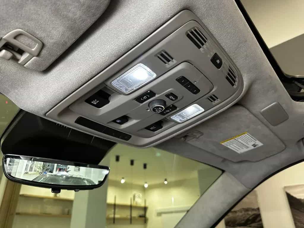 Cadillac Escalade Platinum|EU-Navi|AHK|RearSeatEnt. null-photo-11