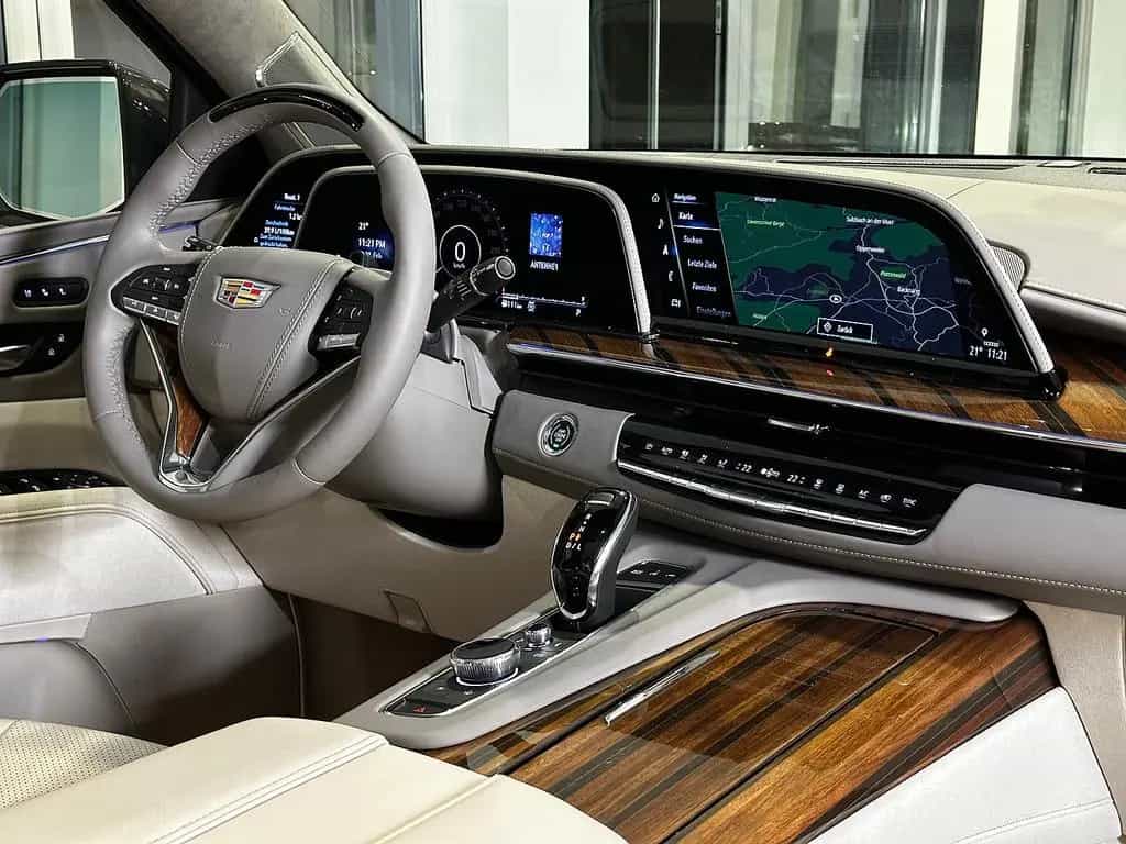 Cadillac Escalade Platinum|EU-Navi|AHK|RearSeatEnt. null-photo-6