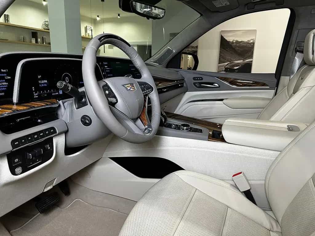 Cadillac Escalade Platinum|EU-Navi|AHK|RearSeatEnt. null-photo-7
