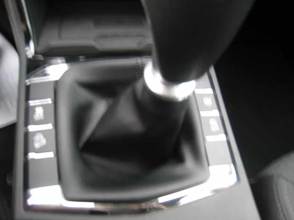Ssangyong Korando 1.5 T-GDI Benzin Ruby 2WD *Navi*WR* 11/2022-photo-16