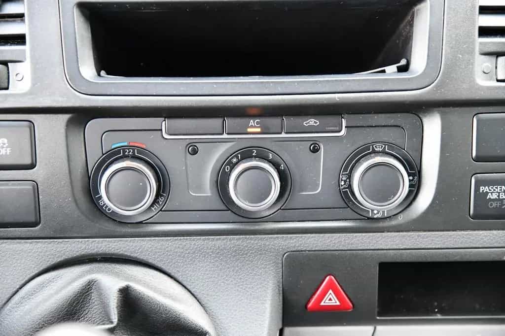 Volkswagen Transporter Transporter 2,0 TDI Pritsche Doppelkabine A/C 07/2011-photo-18