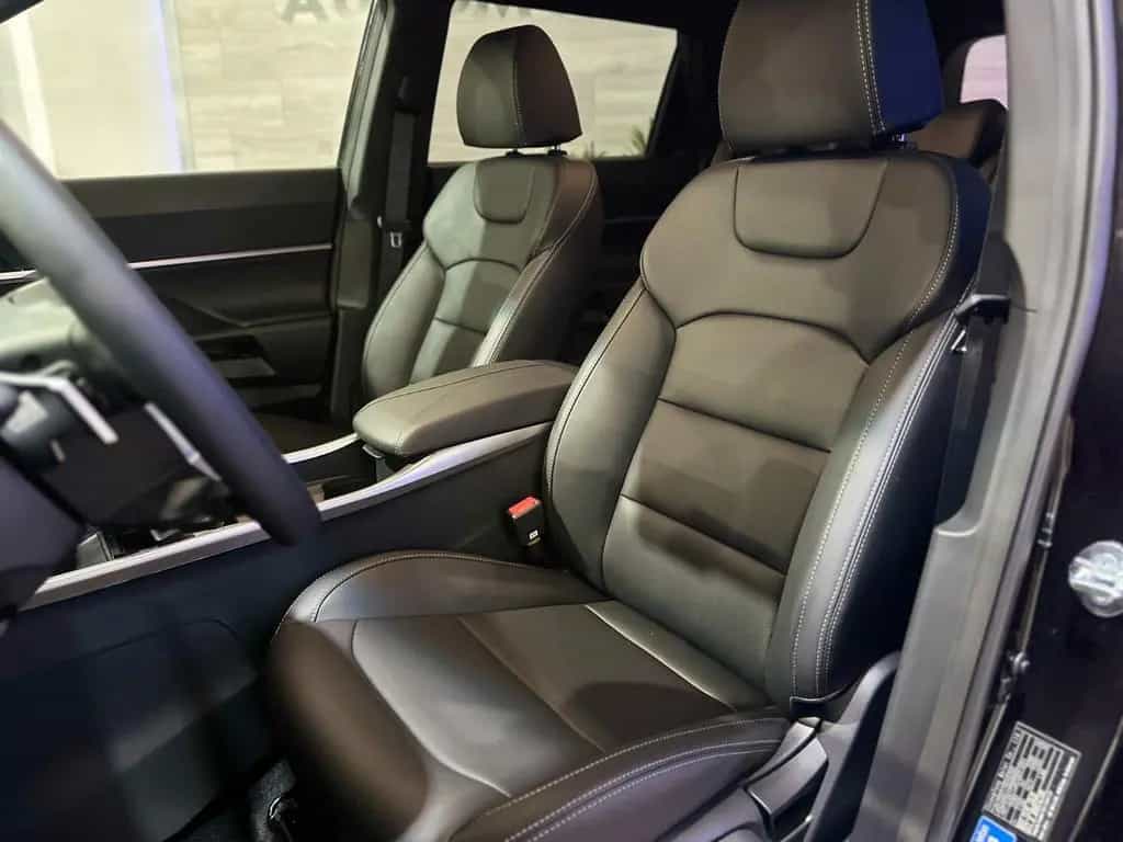 Ssangyong Torres Quartz 1,5P 6AT 2WD*VollLED*18"LM*Leder* 11/2024-photo-16