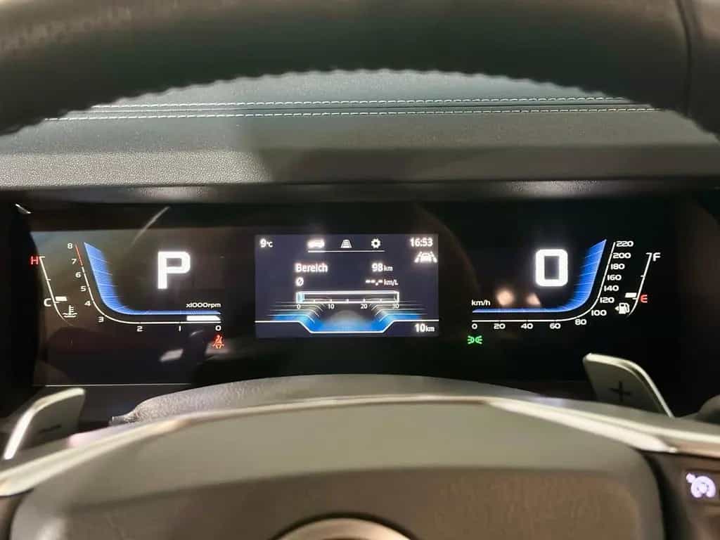 Ssangyong Torres Quartz 1,5P 6AT 2WD*VollLED*18"LM*Leder* 11/2024-photo-21