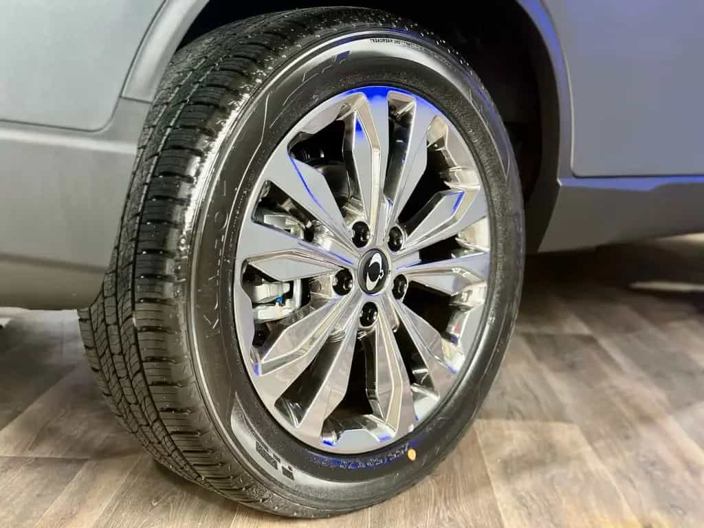 Ssangyong REXTON Sapphire 8AT*DynBlinker*ACC*360°*AHK 3,5t 08/2023-photo-3