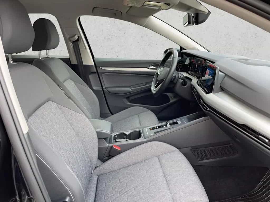 Volkswagen Golf VIII Var. 2.0 TDI DSG Move, AHK, LED Matrix 10/2023-photo-11