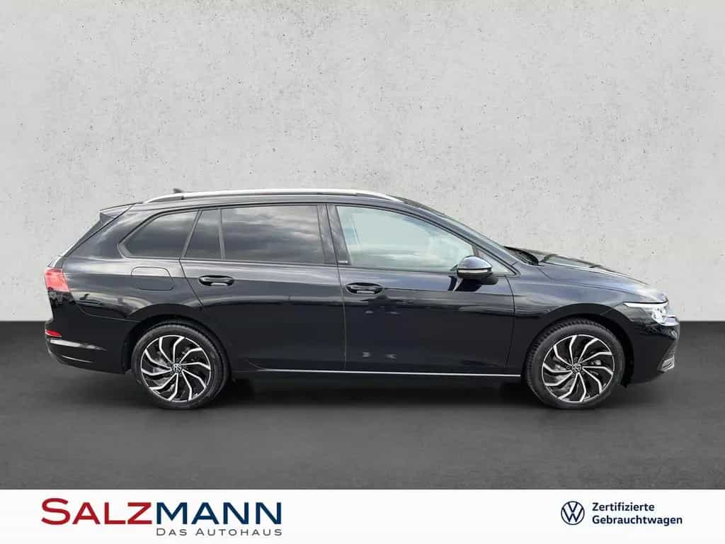 Volkswagen Golf VIII Var. 2.0 TDI DSG Move, AHK, LED Matrix 10/2023-photo-5