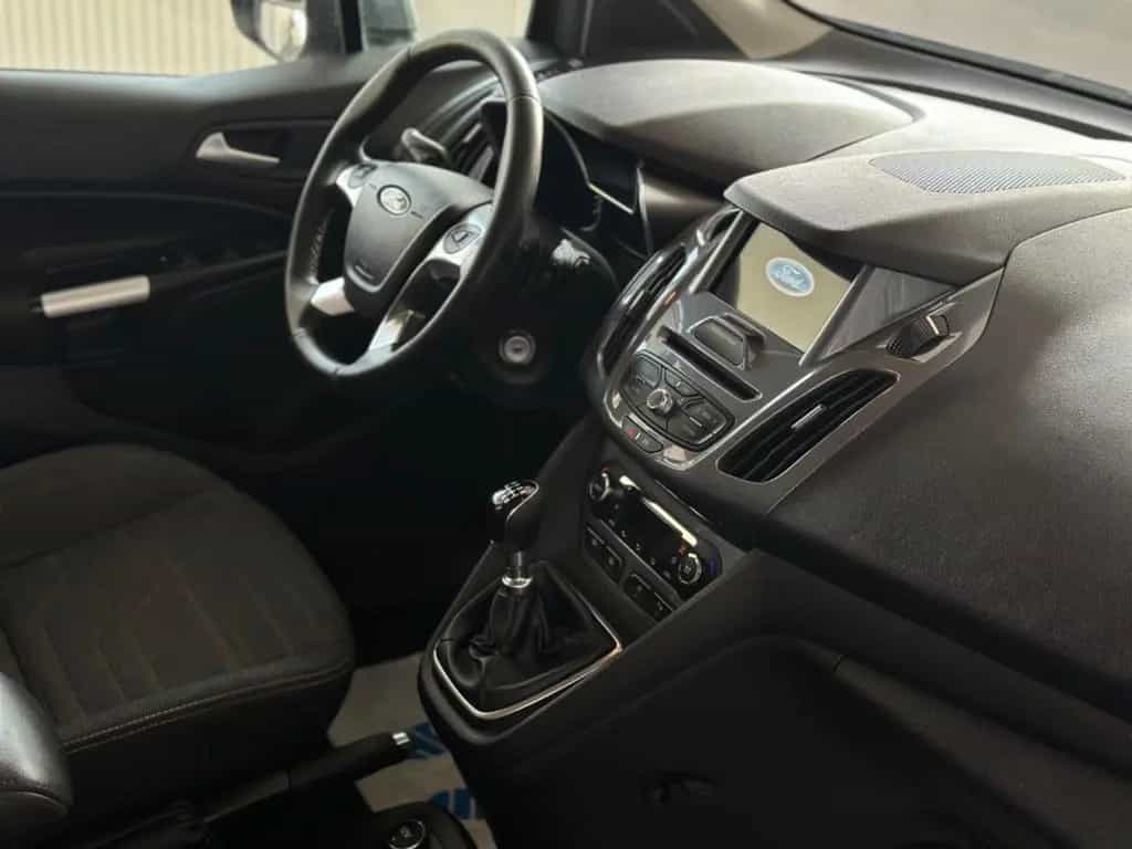 Ford Grand Tourneo Titanium Behindertengerecht-Rampe 03/2018-photo-7