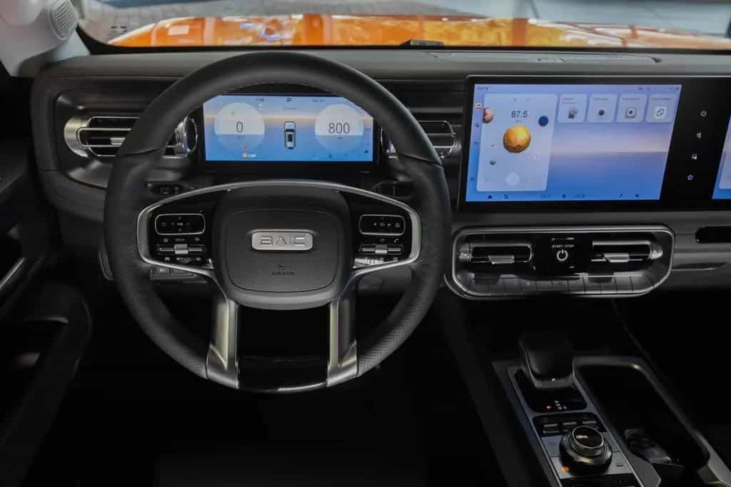 BAIC BJ40 4WD , Pano Klimaauto 360-Kamera USB 03/2026-photo-19