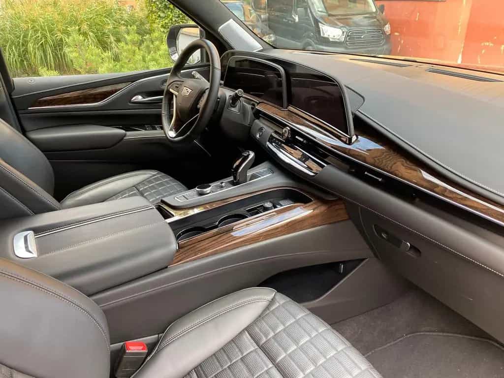 Cadillac Escalade ESV 4WD V8 Premium Platinum 09/2022-photo-9