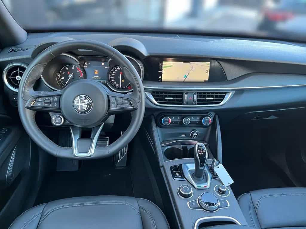 Alfa Romeo Stelvio TI 2.0 AT8 16V 280 PS AT8 Q4 NAVI/ASSIST 05/2023-photo-9