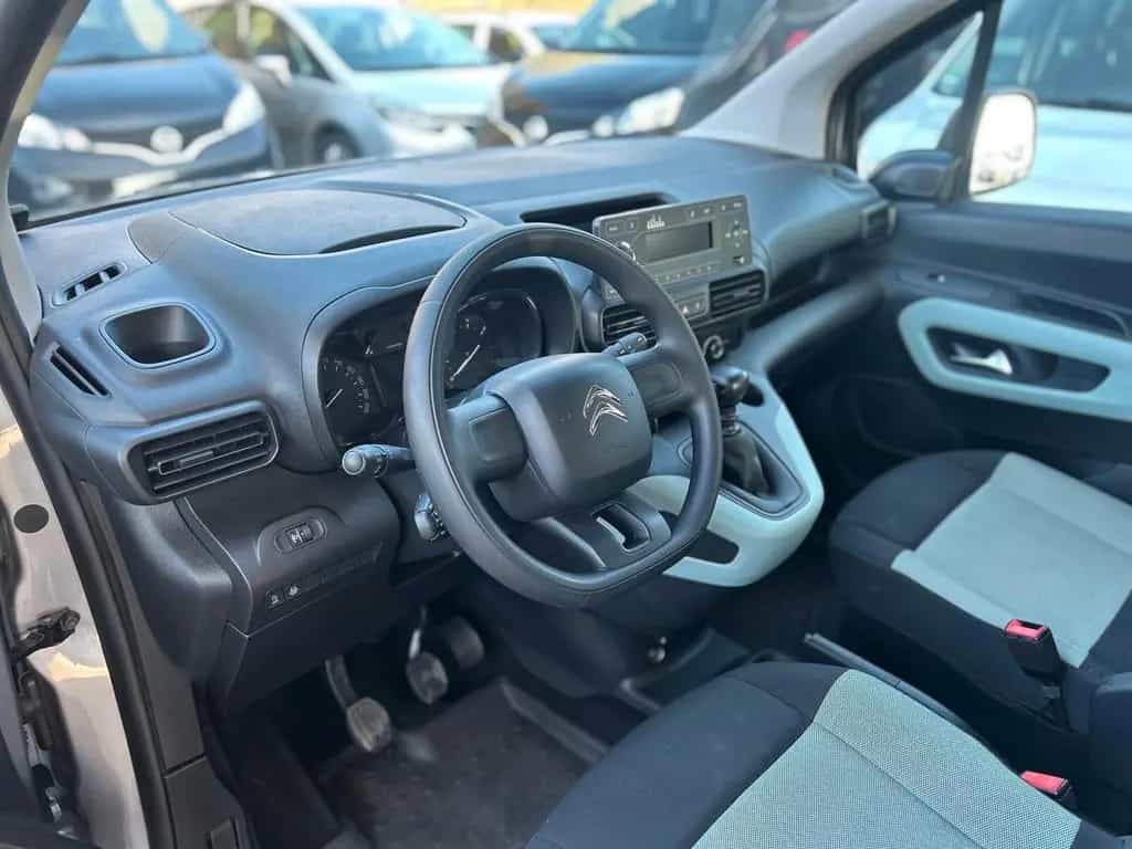 Citroën Berlingo *Klima*TÜV Neu*Ganzjahr*Zahnriemen Neu* 07/2019-photo-16