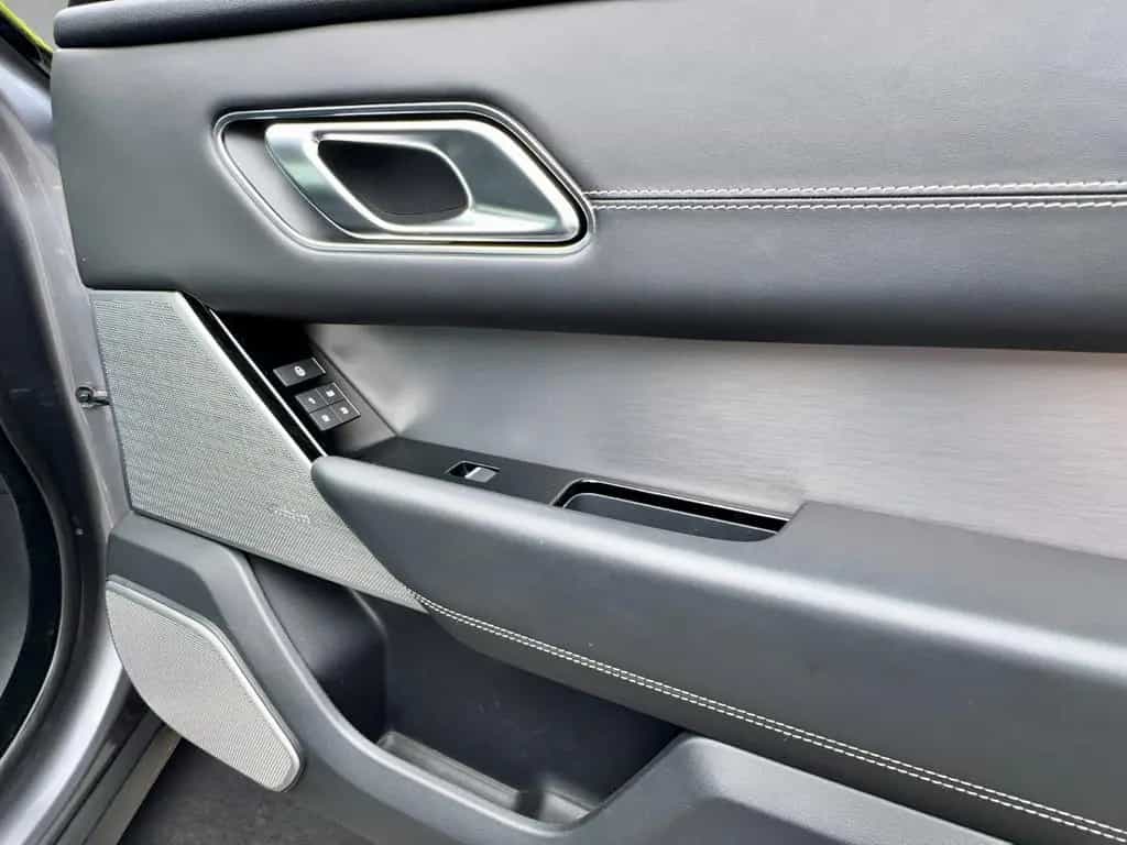 Land Rover Range Rover Rover Velar R-Dynamic SE*PANO*MATRIX*LUFT* 10/2019-photo-18