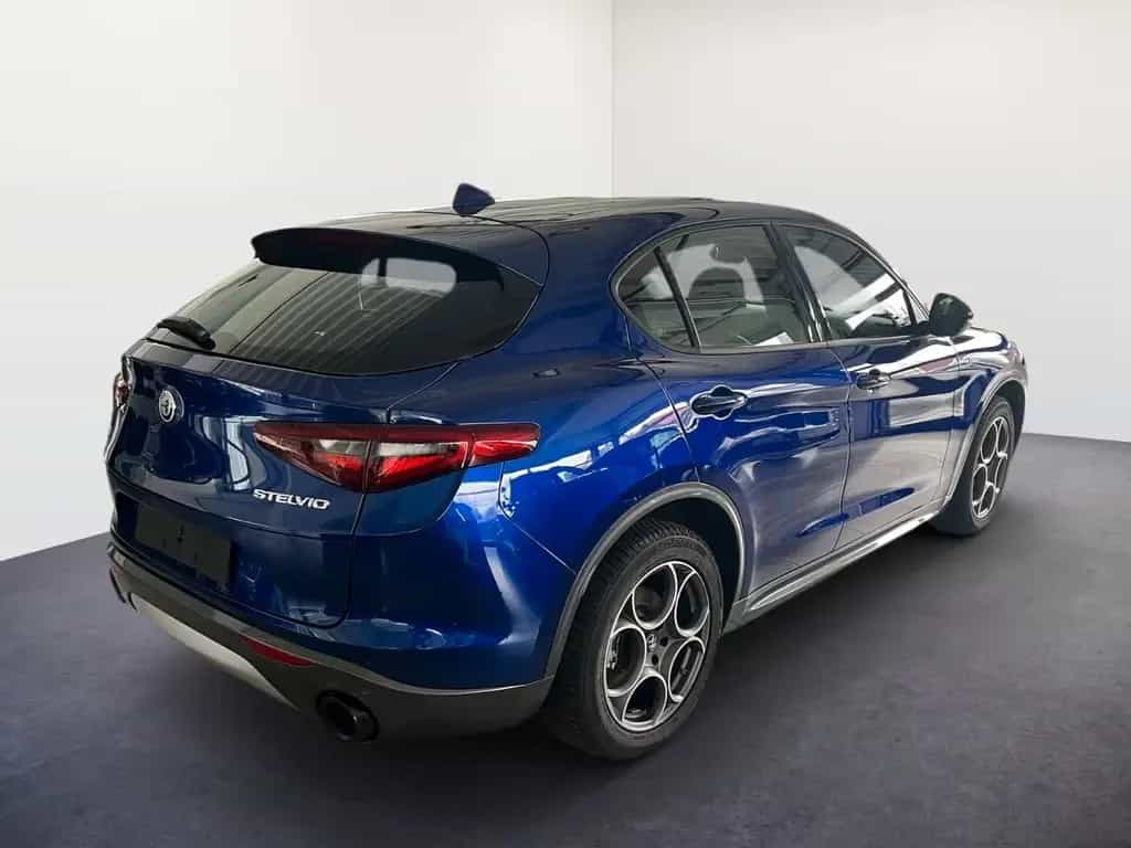 Alfa Romeo Stelvio TI 2.0 AT8 16V 280 PS AT8 Q4 NAVI/ASSIST 05/2023-photo-2