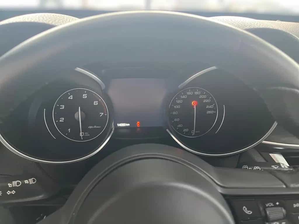 Alfa Romeo Stelvio TI 2.0 AT8 16V 280 PS AT8 Q4 NAVI/ASSIST 05/2023-photo-7