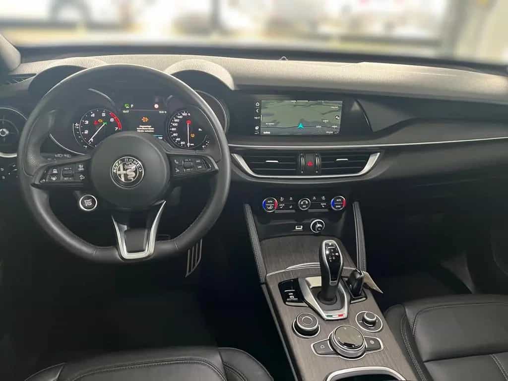 Alfa Romeo Stelvio TI 2.0 AT8 16V 280 PS AT8 Q4 NAVI/ASSIST 05/2023-photo-9