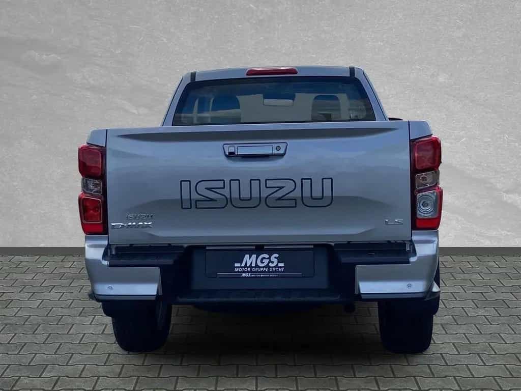 Isuzu D-Max Space Cab LS 4x4 #SHZ #KAMERA #PDC #SPERRD null-photo-3