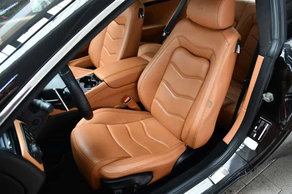 Maserati Granturismo 4.2 V8 Aut. Alcantara Dachhimmel 11/2014-photo-8