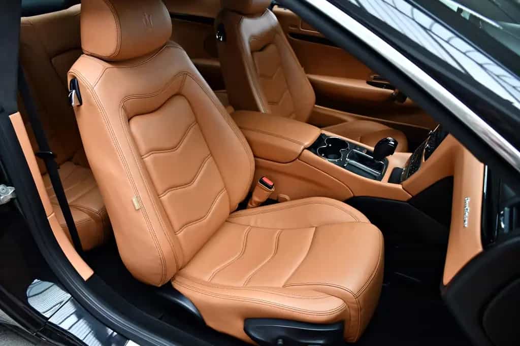 Maserati Granturismo 4.2 V8 Aut. Alcantara Dachhimmel 11/2014-photo-9