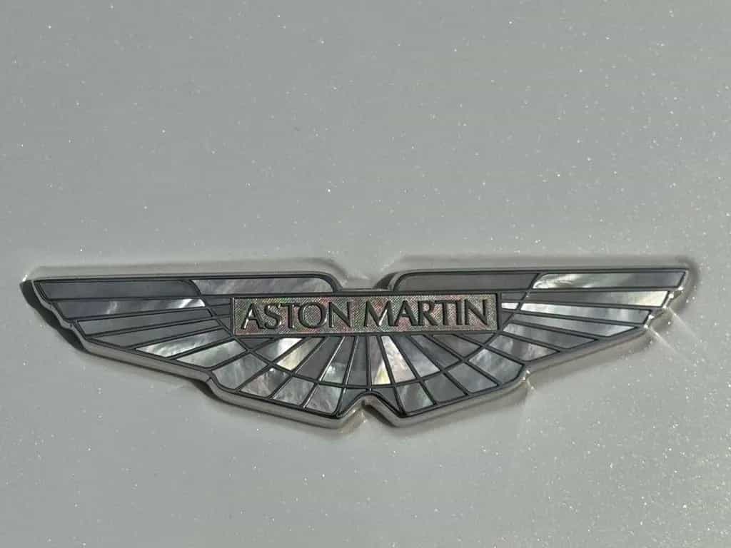 Aston Martin Vanquish S Pearl Edition 1 von 10 Sammlerstück 07/2018-photo-23