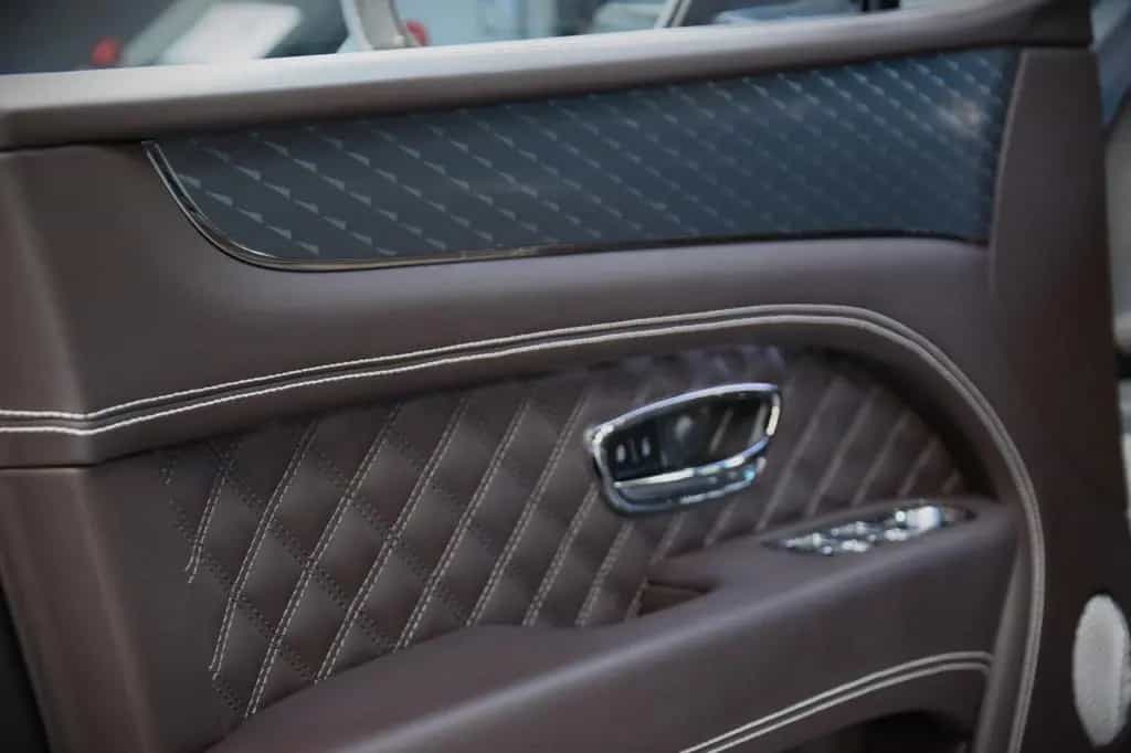 Bentley Bentayga 4.0 V8 4WD Autom. Voll. Org NL auto 05/2022-photo-20