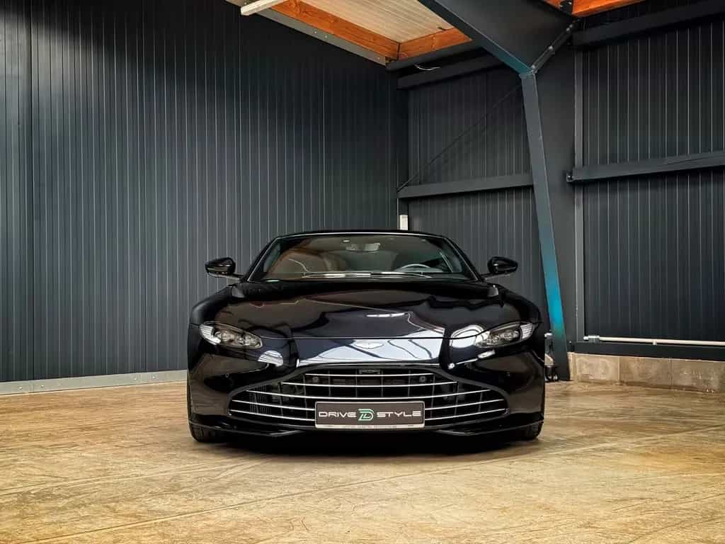 Aston Martin V8 Vantage + Ultramarine Black + Perf. + Eleg. 03/2023-photo-2