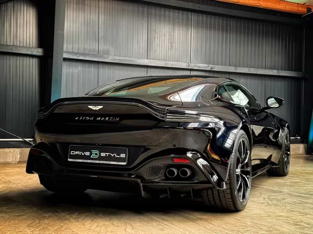 Aston Martin V8 Vantage + Ultramarine Black + Perf. + Eleg. 03/2023-photo-4